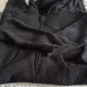 SKIMS Women’s Black Sherpa onesie with hood